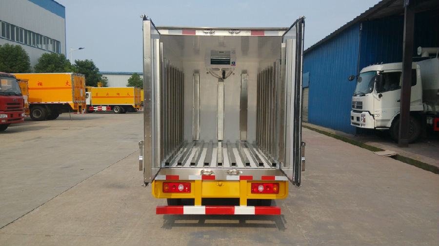 長(zhǎng)安醫(yī)藥冷藏車