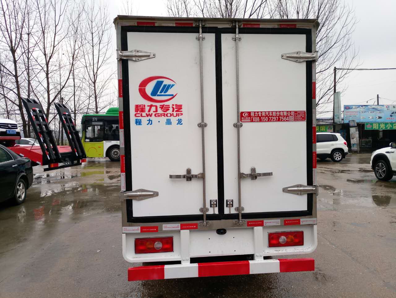 金杯國(guó)五冷藏車 (6).jpg