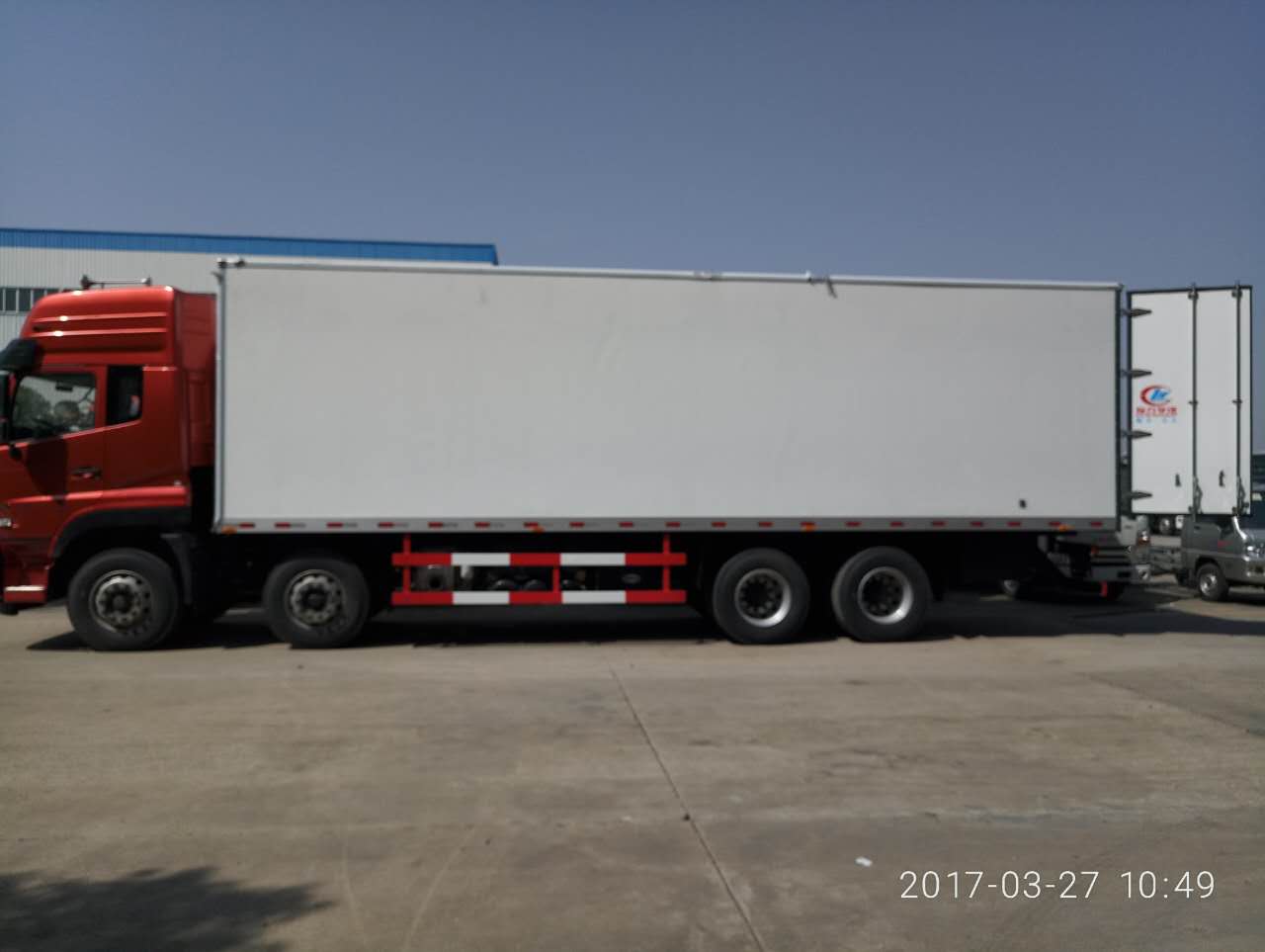 天龍國(guó)五9米6冷藏車