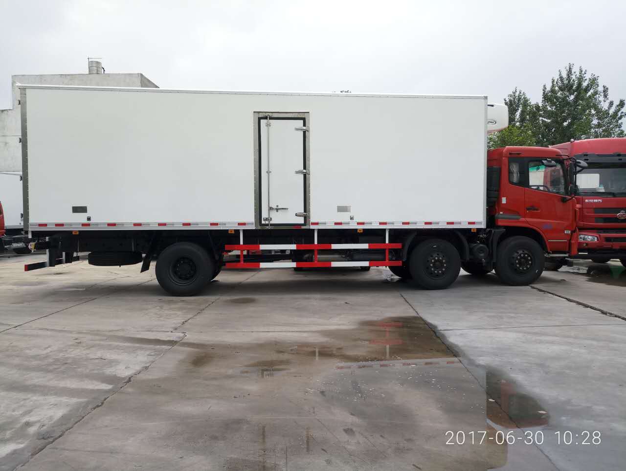 天錦國五8米6冷藏車