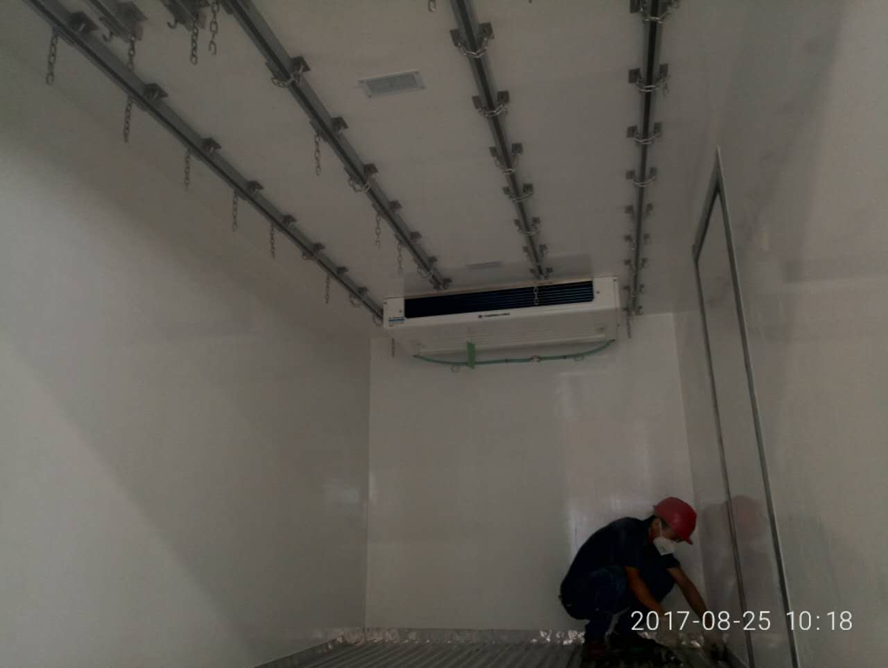 江淮駿鈴V5國五4米2冷藏車 (1).jpg