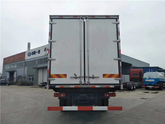 東風(fēng)天錦冷藏車