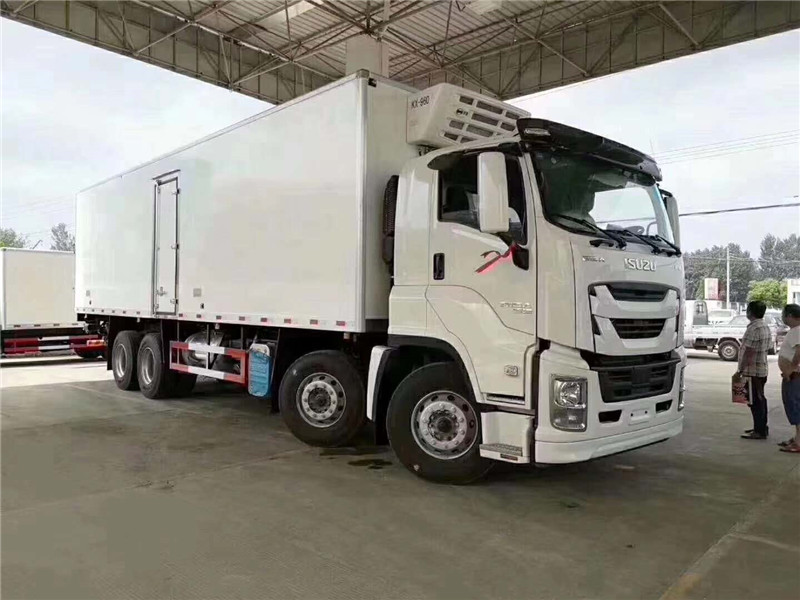 五十鈴9米6冷藏車 (4).jpg