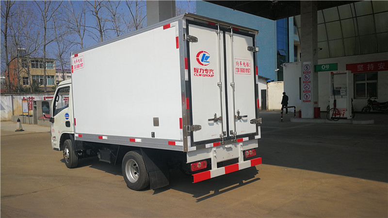 躍進(jìn)國六3米3冷藏車 (4).jpg