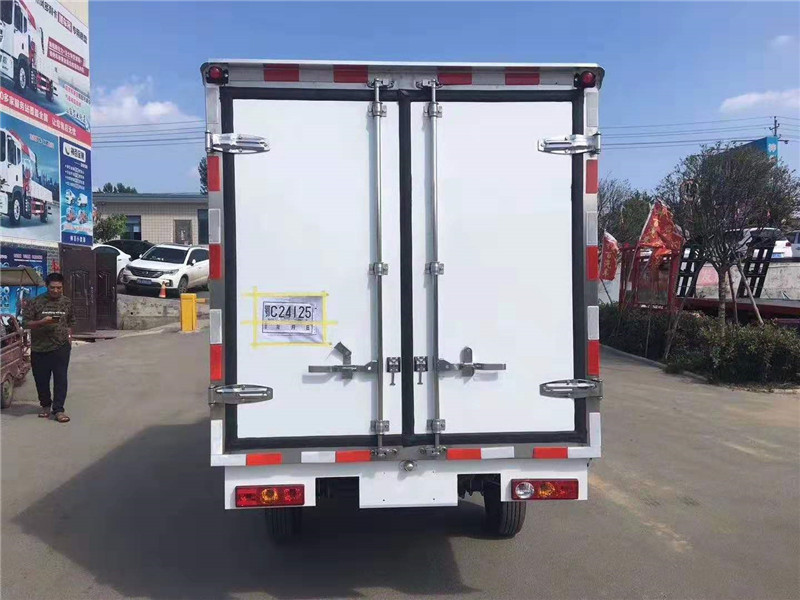 福田祥菱國六3米2冷藏車 (3).jpg