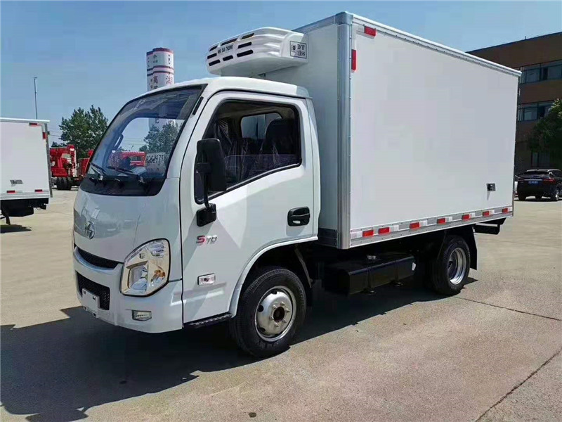 躍進(jìn)國(guó)六3米26冷藏車 (1).jpg