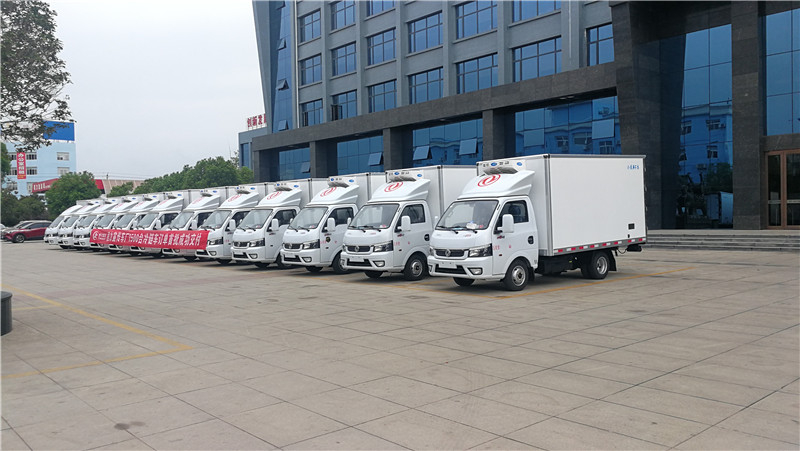 東風(fēng)途逸國六3米5冷藏車 (6).jpg