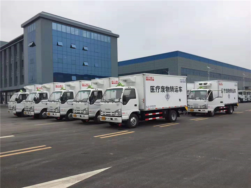 五十鈴4米2醫(yī)療廢物轉(zhuǎn)運(yùn)車 (7).jpg