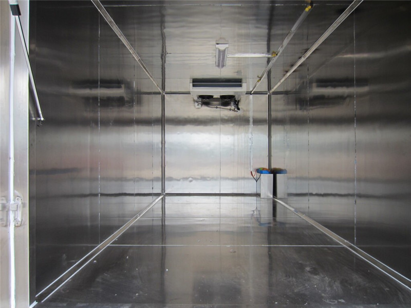 江鈴4米2醫(yī)療廢物轉(zhuǎn)運(yùn)車(chē) (5).jpg