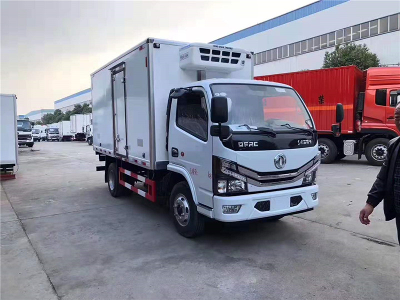 東風(fēng)國六4米2冷藏 (1).jpg